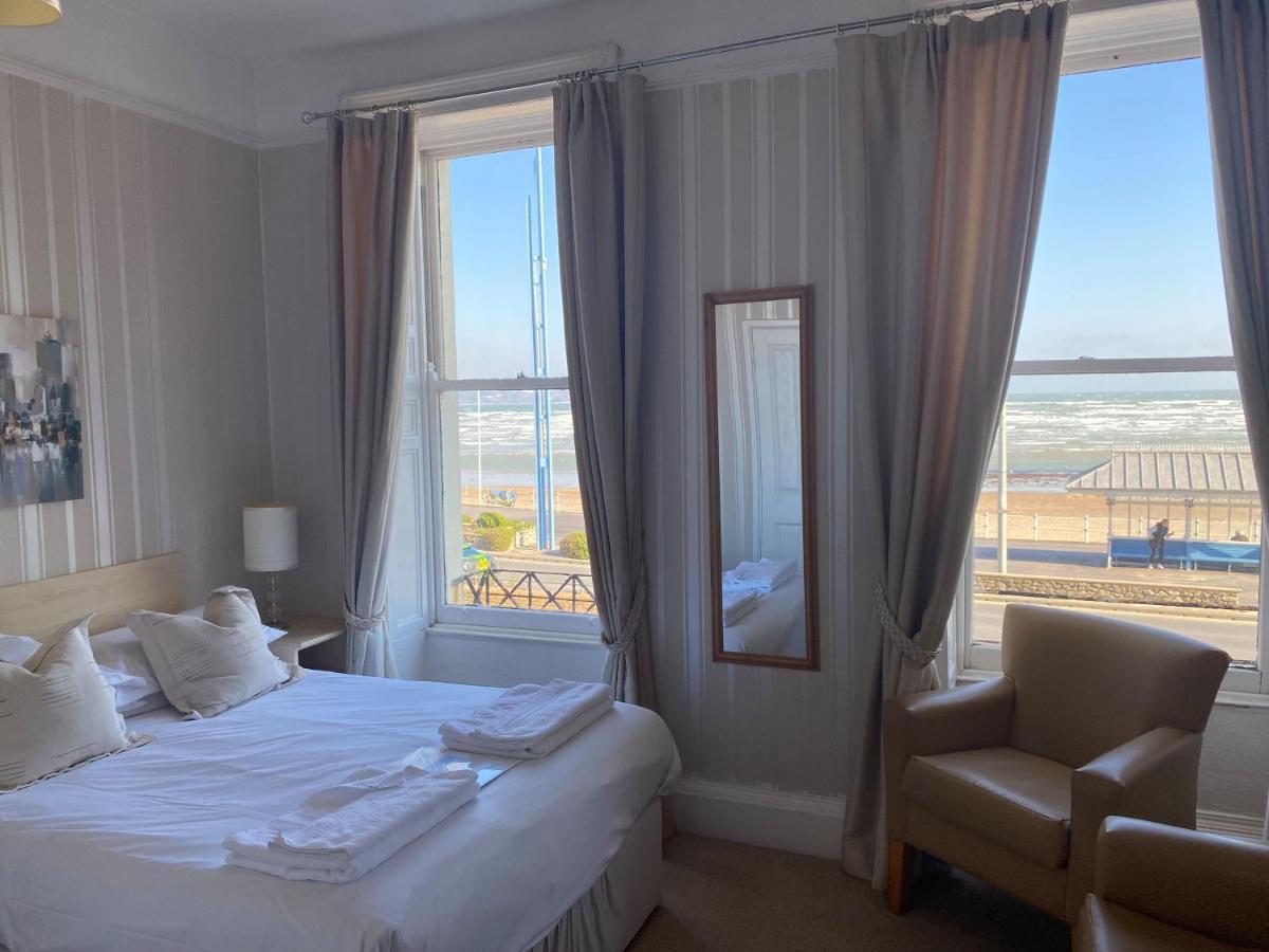 Weymouth Beach B&B - Adult Only エクステリア 写真