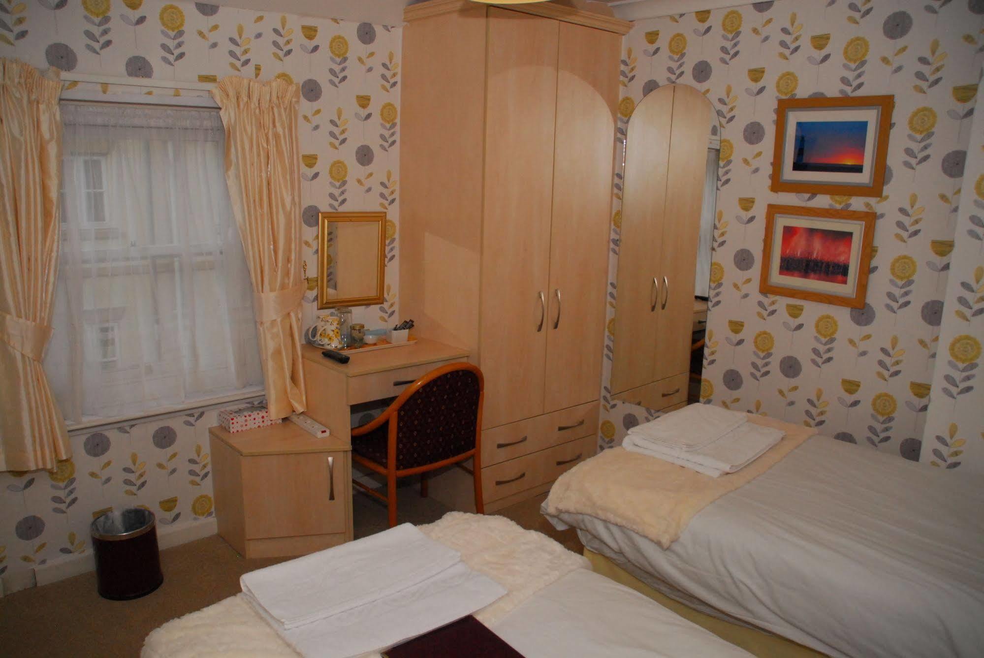 Weymouth Beach B&B - Adult Only エクステリア 写真